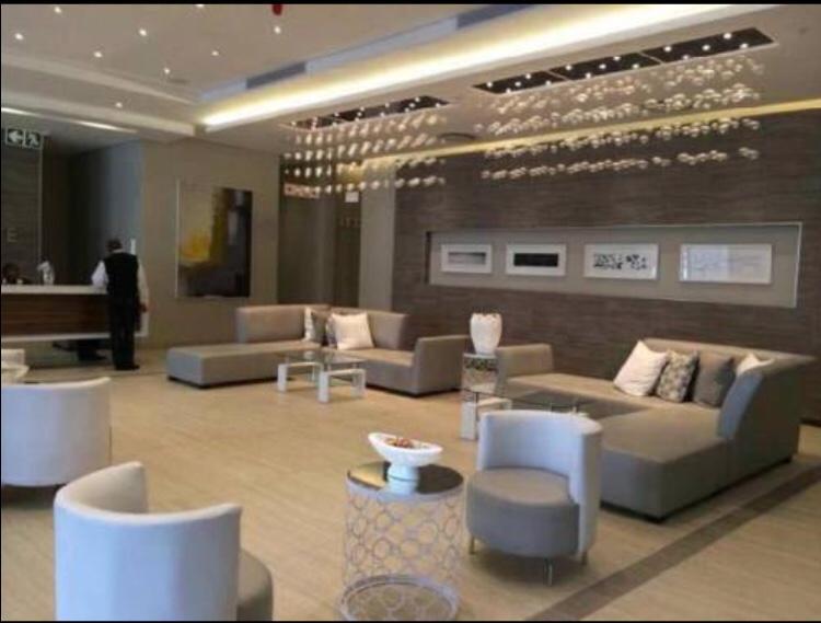 Luxury @ Sandton Skye Йоханесбург Екстериор снимка